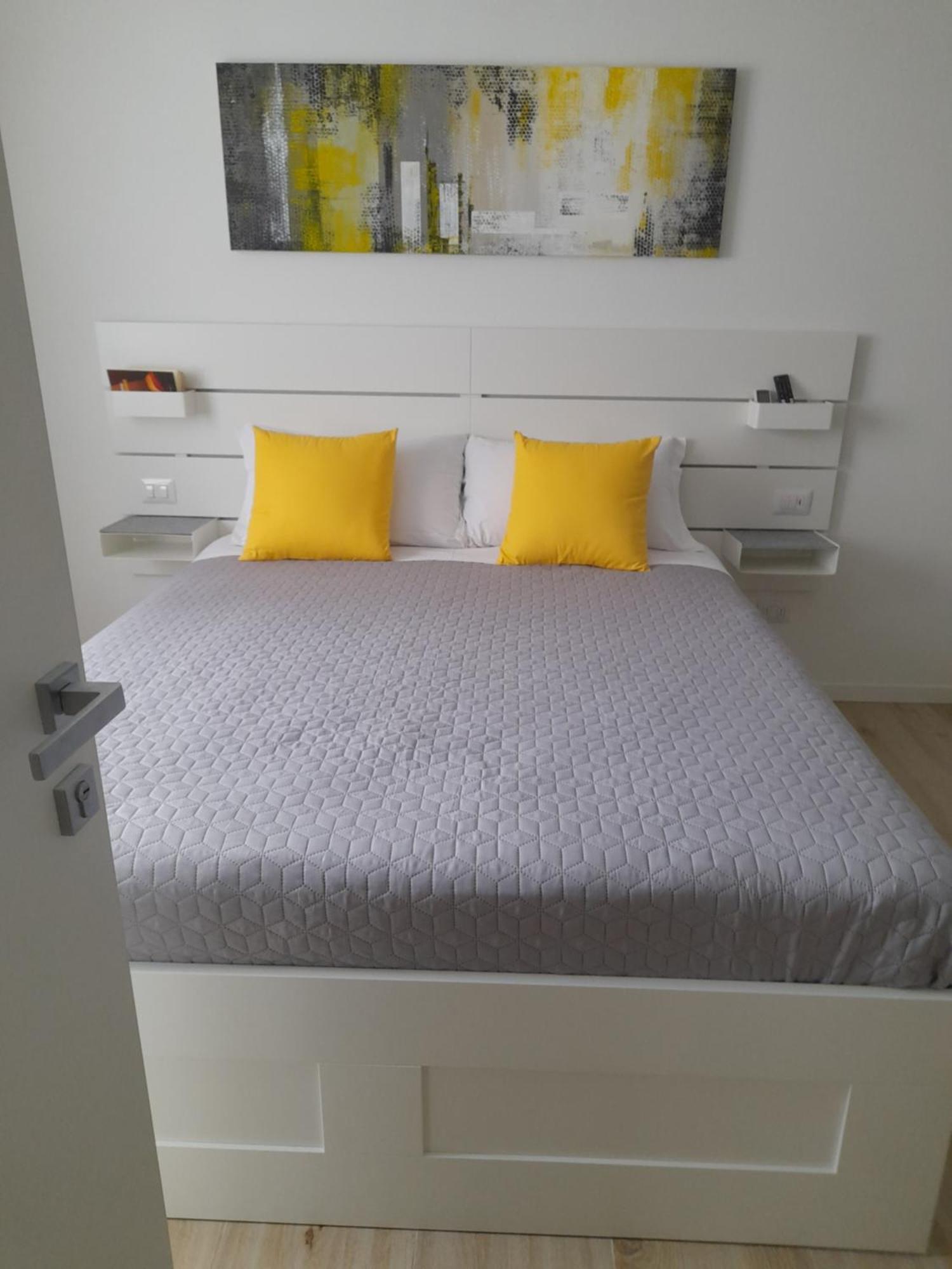Urban Apartamento *